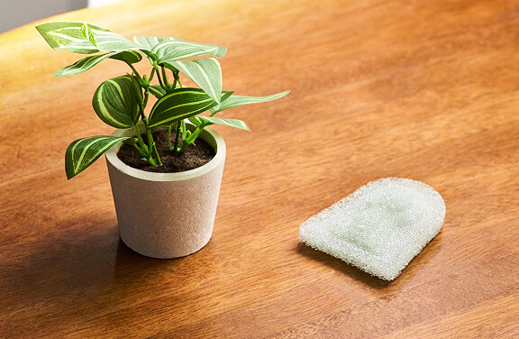 商品をインテリアとして使用する様子